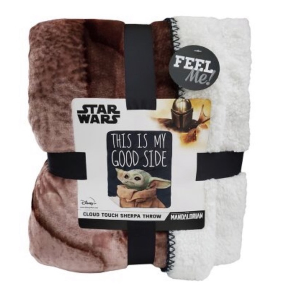 Star Wars: The Mandalorian Cloud Sherpa Throw Blanket